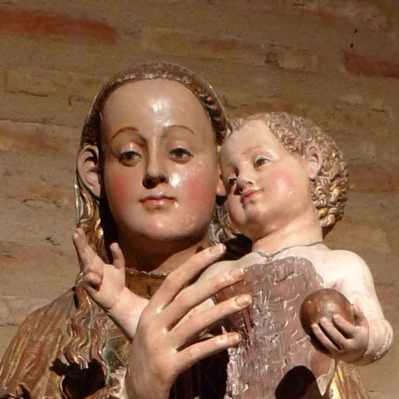La imagen tiene un atributo ALT vacío; su nombre de archivo es Detalle-Virgen-de-Guadalupe.jpg
